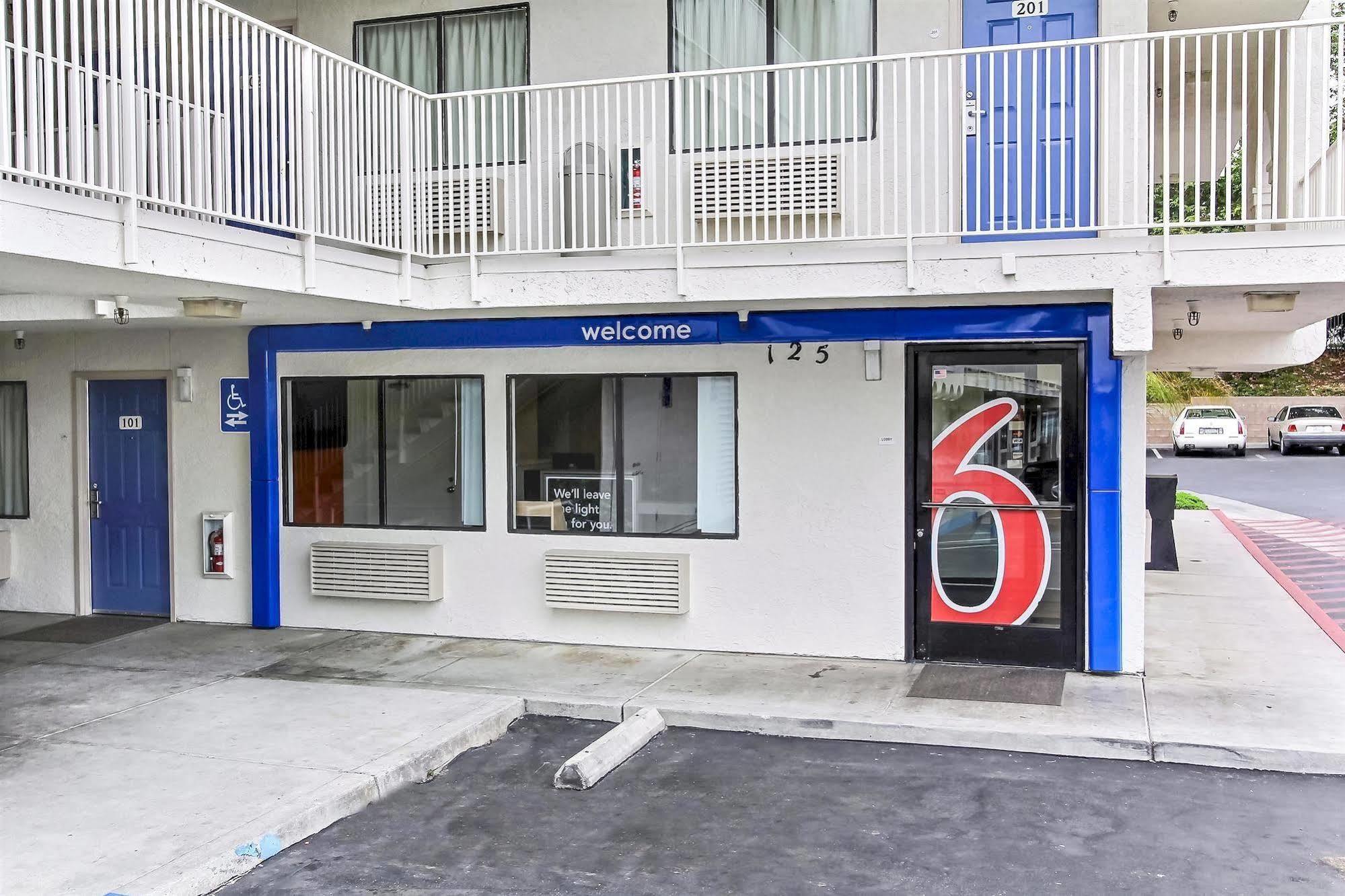 Motel 6-Watsonville, Ca - Monterey Area מראה חיצוני תמונה