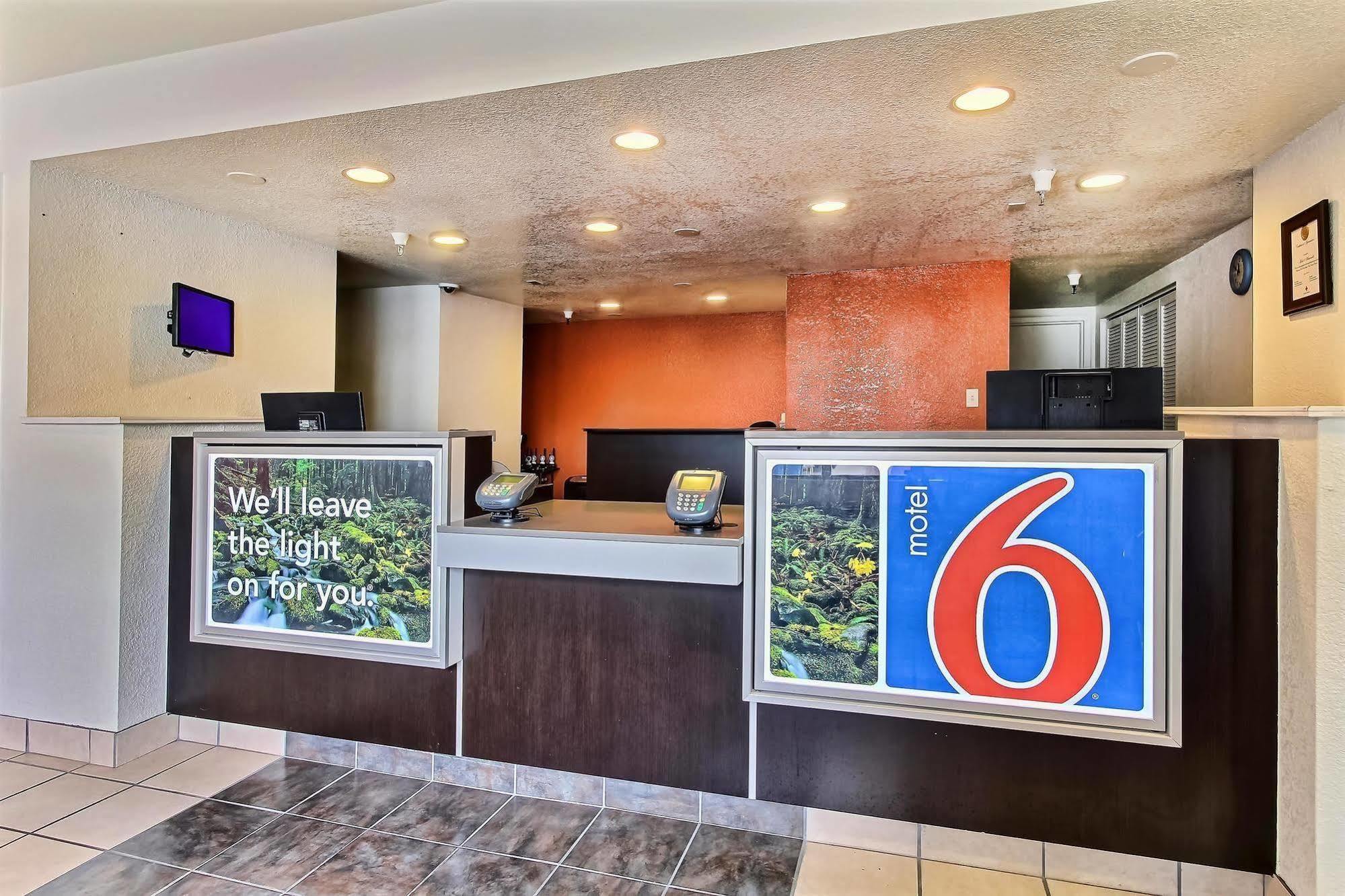 Motel 6-Watsonville, Ca - Monterey Area מראה חיצוני תמונה