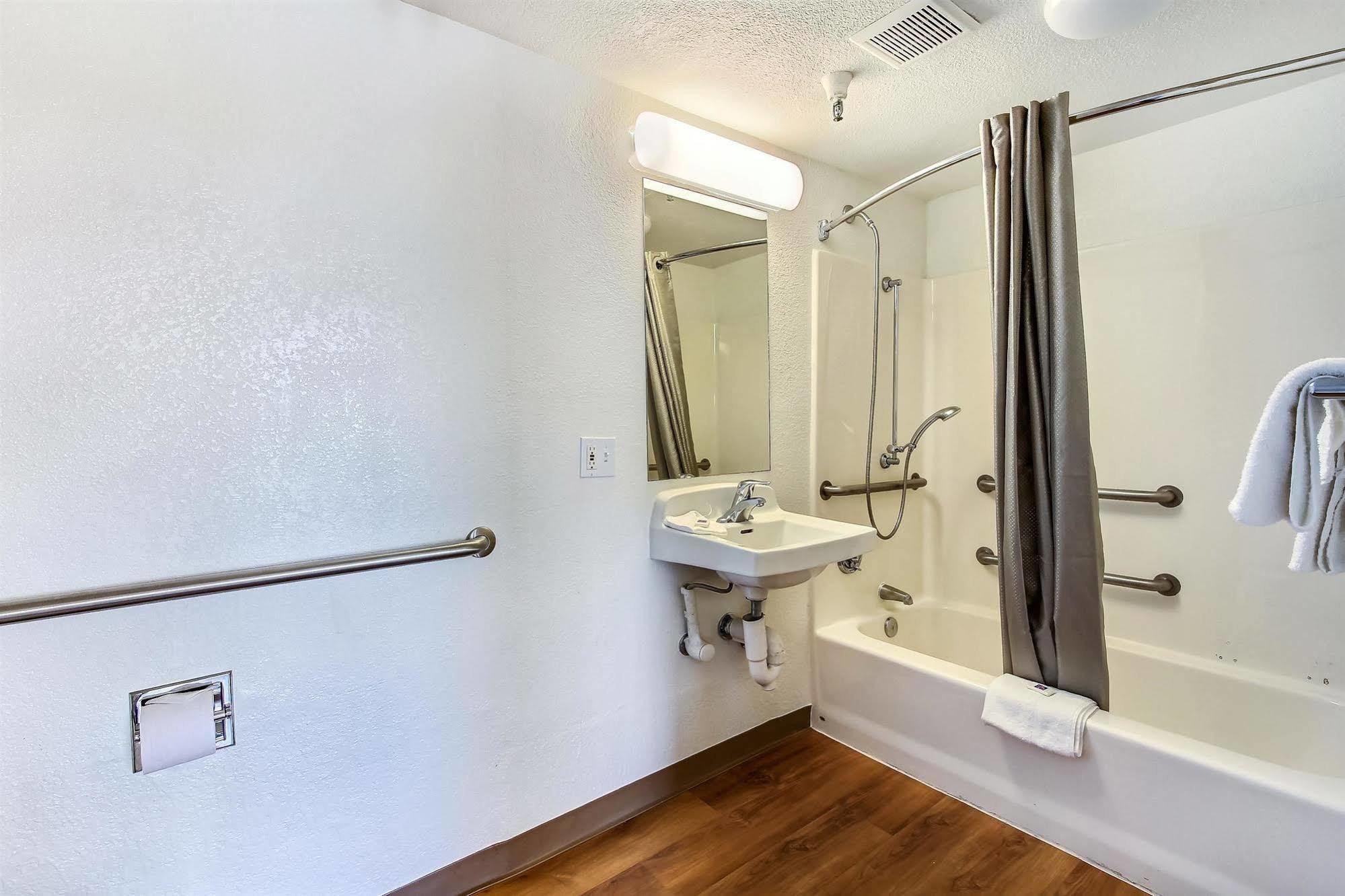 Motel 6-Watsonville, Ca - Monterey Area מראה חיצוני תמונה